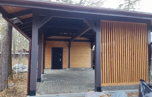 Навес для двух машин с хозблоком ЛЕСНОЙ — Фото 7