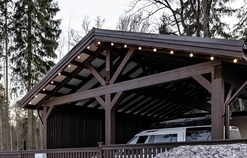 Навес для трех машин с хозблоком ТАХО — Фото 3