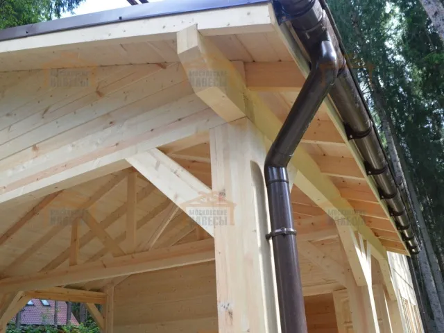 Деревянный навес для двух машин с каркасным домиком ОЛИМП — Фото 10