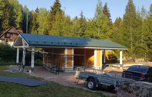 Навес для двух автомобилей с гаражом ТАЕЖНЫЙ — Фото 4