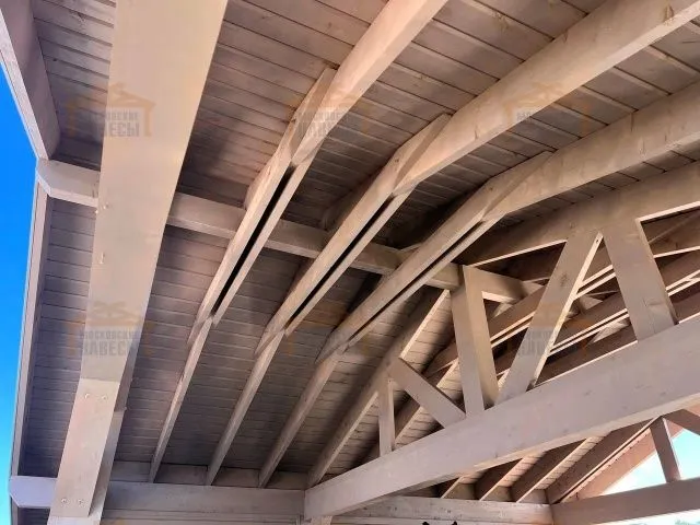 Навес для двух автомобилей с хозблоком КАРЕЛИЯ — Фото 4