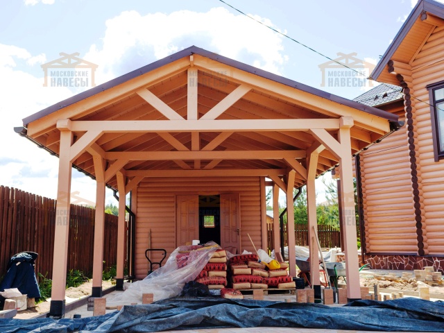 Навес для двух автомобилей с хозблоком БАЛАТОН — Фото 2