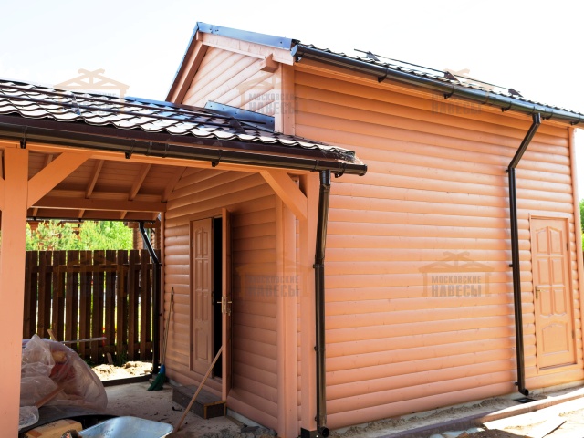 Навес для двух автомобилей с хозблоком БАЛАТОН — Фото 3